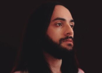 “Break My Heart” é o novo single do cantor Bastoos em parceria com Elvya