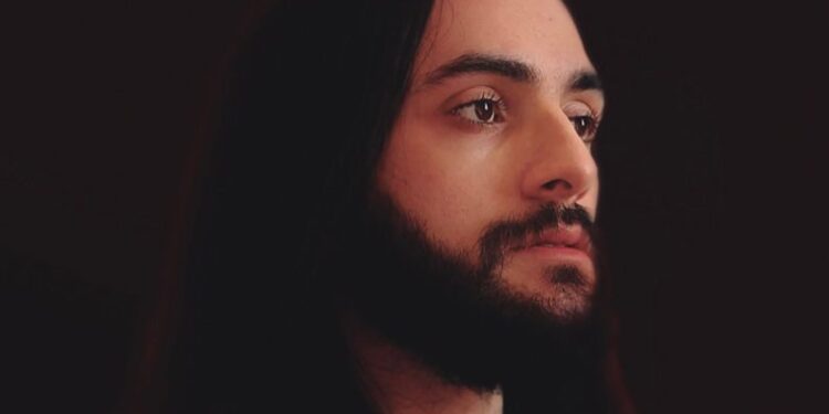 “Break My Heart” é o novo single do cantor Bastoos em parceria com Elvya