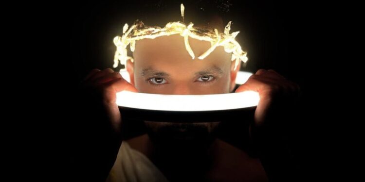 David Ricco lança seu novo single “Versículo 22” acompanhado de videoclipe provocativo