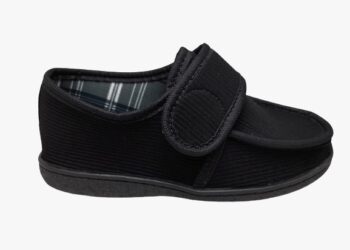 Saiba por que pantufa é o calçado ideal para idosos