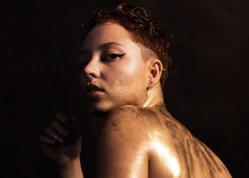 Ally Dyla fala sobre feedback de “Leoa da Madrugada”: “Feliz com a repercussão da faixa, está atraindo o público esperado”