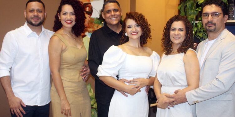 Donna Cachos: O novo refúgio para cabelos naturais em Volta Redonda