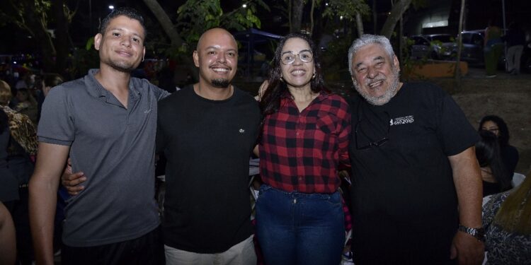 Sucesso da 1ª Quermesse do bairro São João na Praça Ney Alves do Vale
