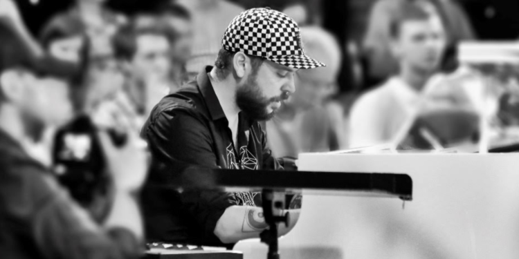 Alec Orea, renomado músico de jazz, lança projeto para guiar artistas na descoberta de sua identidade musical