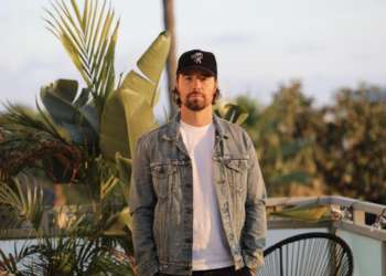 Ator e cineasta Bernardo Barreto ascende em Hollywood com premiações e comanda novos projetos para 2025