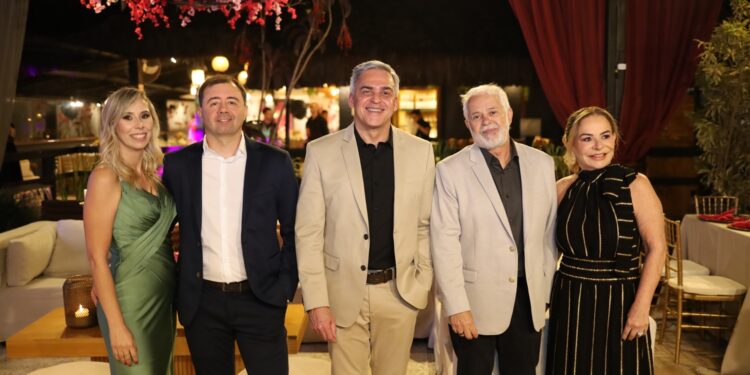 Hospital Viver Mais Comemora 4 Anos e Dia do Médico em Grande Estilo