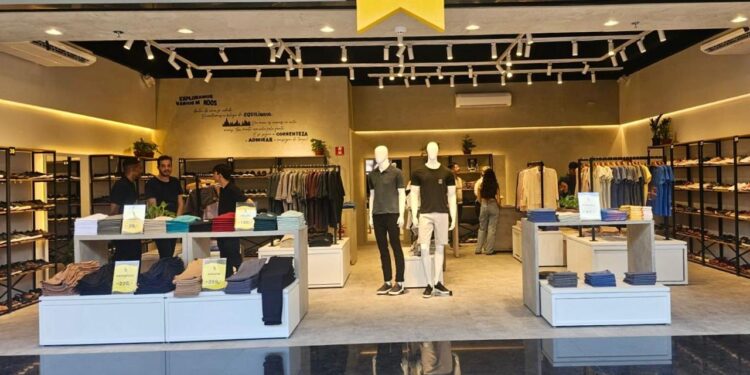 Sidewalk inaugura loja no Santa Maria Outlet