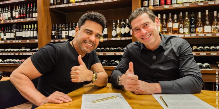 “Zezé Di Camargo E O Empresário João Gondim Assinam Acordo De Investimento Imobiliário Em Jericoacoara”