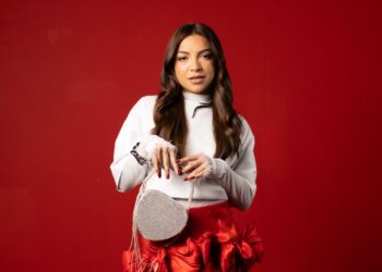 Ana Laura Lopes apresenta “Elevador”, segundo single do seu álbum de estreia