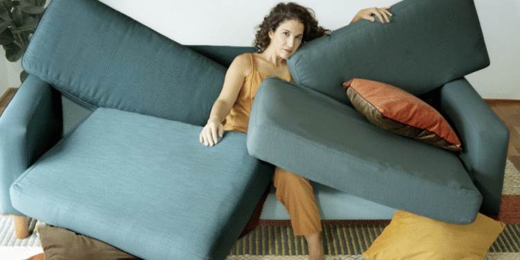 Verônica Ferriani realiza o show do álbum “Cochicho no silêncio vira barulho, irmã”, em São Paulo