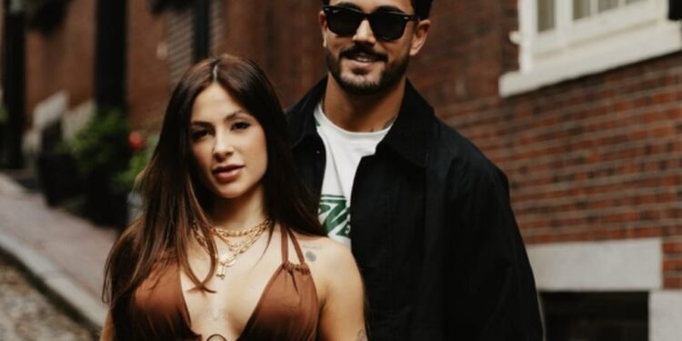 Nathalia Valente e Yuri Meireles viajamos para os Estados Unidos para preparar o enxoval do primeiro filho