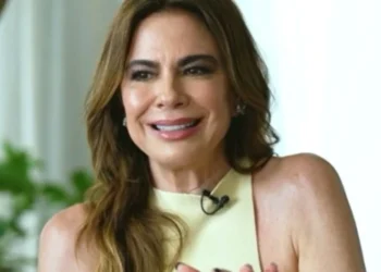 Luciana Gimenez revela medo de dormir após cirurgia na coluna