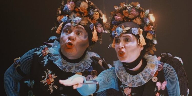 Ator Cesário Candhí comemora 40 anos de trajetória artística com o espetáculo “O Patinho Feio”