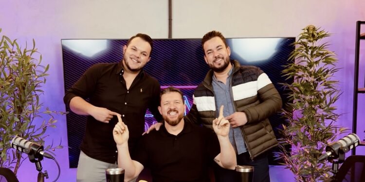 Matheus & Lorenzo marcam presença no Cola Mais Podcast em um bate-papo recheado de histórias, bastidores e muita música boa