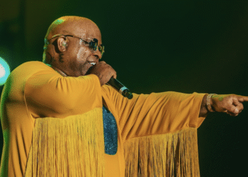CeeLo Green emociona no The Town com lançamento global de “We Want You Girl” e homenagem ao Brasil