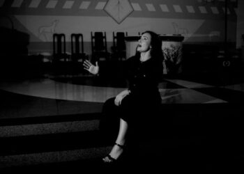 Vanessa Moraes: A Harmonia Entre MPB, Jazz e o Mar