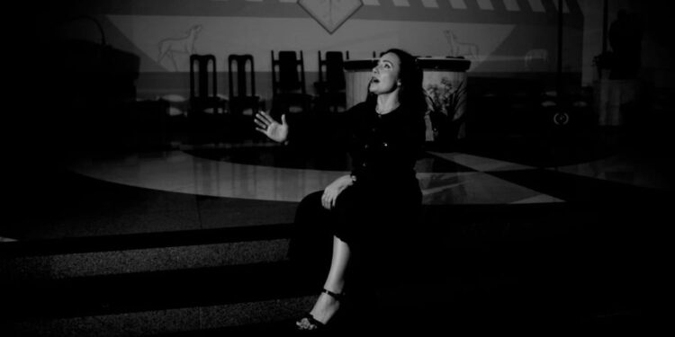 Vanessa Moraes: A Harmonia Entre MPB, Jazz e o Mar