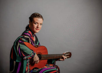 Os “Quatro Cantos” de Thaïs Morell ecoam no Sesc Tijuca