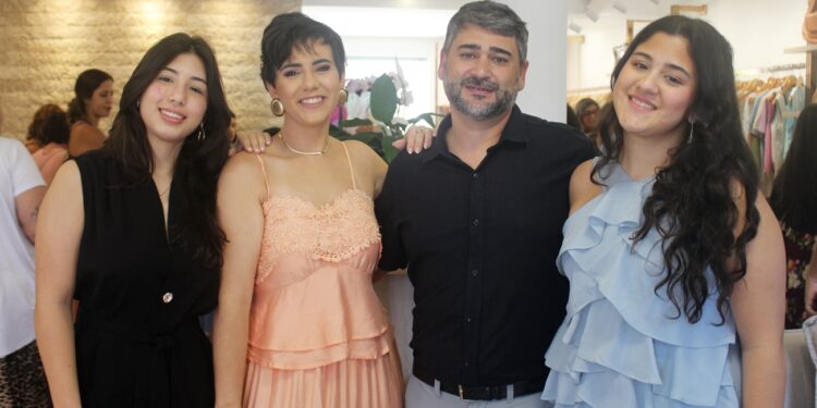 VSales inaugura nova loja em grande estilo e apresenta conceito inovador em moda feminina