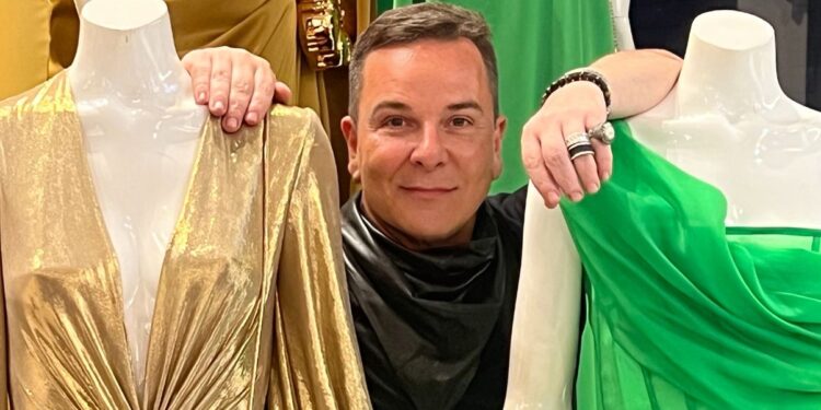 Gless celebra o Mês do Cerimonialista com desfile emocionante e lançamento da coleção “Narcissus Garden”