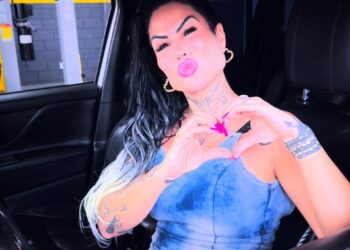 O barato sai caro”, alerta Mc Sexy após 45 cirurgias plásticas