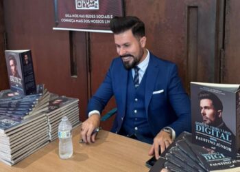 ‘Direito Tributário Digital’ de Faustino Júnior estreia como best-seller na Amazon e consolida uma nova mentalidade milionária fiscal para o marketing digital