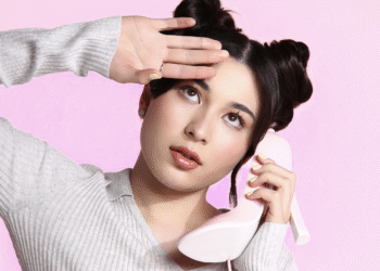 Ayumi estreia no cenário musical com o single “Loucura Minha”