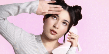 Ayumi estreia no cenário musical com o single “Loucura Minha”