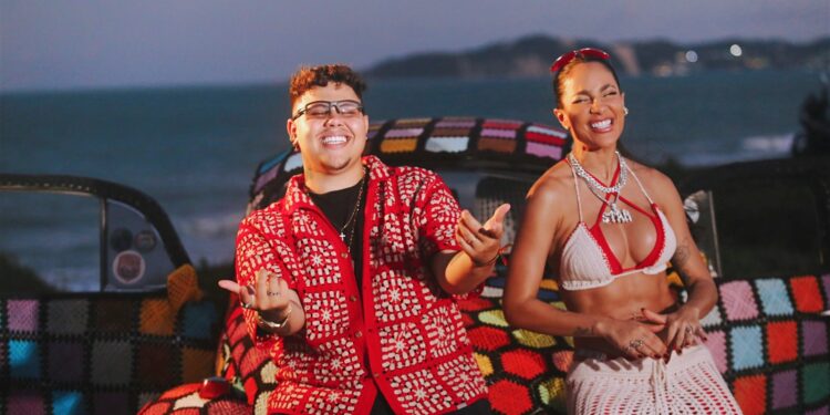 “Sigilinho”: Rogerinho e Michele Andrade entregam química, leveza e um forró moderno cheio de charme