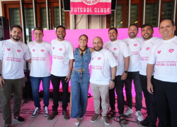 Vybbe renova com Mari Fernandez e reforça artista como peça central do time