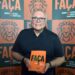 Presidente da Calia lança livro “FAÇA”, que resgata sua trajetória de liderança com leveza e bom-humor