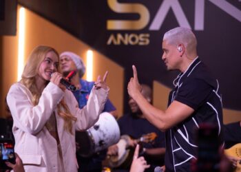 Lais Bianchessi participa de show histórico em celebração aos 25 anos do Sociedade do Samba