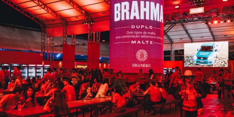 Camarote Brahma leva exclusividade, conforto e experiências únicas ao Caldas Country Festival