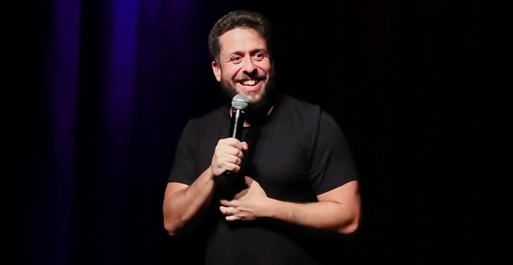 Maurício Meirelles anuncia show extra e encerra temporada 2025 em São Paulo nesta semana