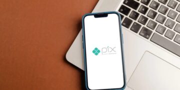 Empresas correm contra o tempo para se adequar às novas regras do Pix Automático