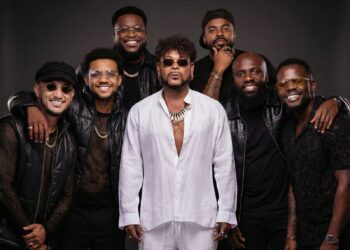 Do cortejo aos shows: Bloquinho de Villas leva a folia da rua ao Armazém neste sábado (31)