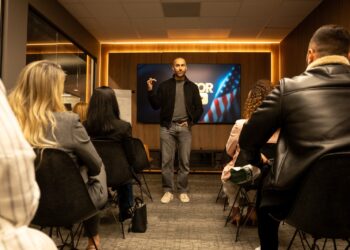 Podcast Hora Bolas entra em clima de nostalgia com a participação de Pascoal da Conceição, o eterno Dr. Abobrinha do Castelo Rá-Tim-Bum