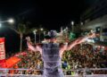 Léo Santana arrasta multidão na abertura oficial do seu Carnaval no Pipoco