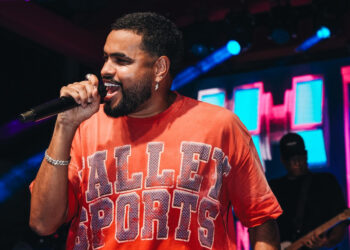 Bloco “Seremos Felizes” de Yan reúne 10 mil pessoas na estreia e marca o Carnaval carioca