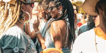 Bloco Os Capoeira apresenta “Deixe a Mata em Paz!” na Vila Madalena