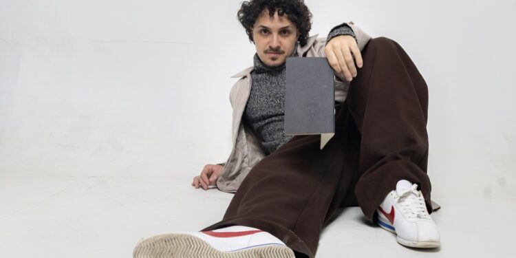 ALEC’ lança “A Última das Lágrimas” e revela fase mais intensa