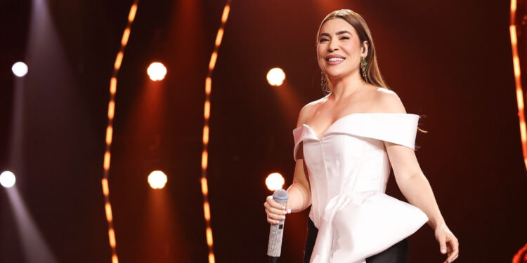 Naiara Azevedo aposta em hit geracional e lança “Criado Com Vó” após explosão nas redes