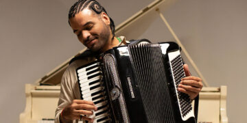 Mestrinho lança “Vim Pra Ficar”, novo single marcado por romantismo e um impressionante feito multi-instrumental