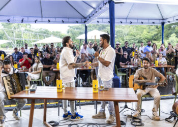 VH e Alexandre lançam EP 1 do “Ouve Aí” com participações de Hugo & Guilherme e Rafa & Junior