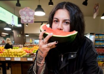 Referência na produção musical brasileira, LARINHX lança o EP “Vadias In Love” 