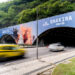 Cidade já pronta para receber Shakira – Instalado painel no túnel de Botafogo