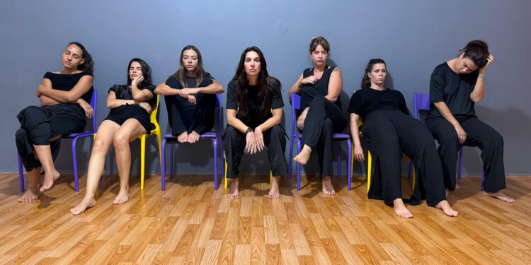 Espetáculo “Sala de Espera”, de Juliana Fernandes, estreia no Teatro Cândido Mendes, no Rio de Janeiro 