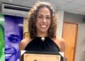Carina Santi é homenageada na Alesp e reforça protagonismo feminino dentro e fora dos tatames
