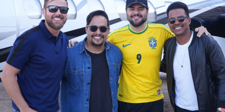 Zé Neto & Cristiano assumem gestão de Kleo Dibah & Rafael em anúncio do retorno definitivo da dupla