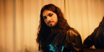 nando inicia lançamentos de seu álbum de estreia com o single “mas adoro amar você”